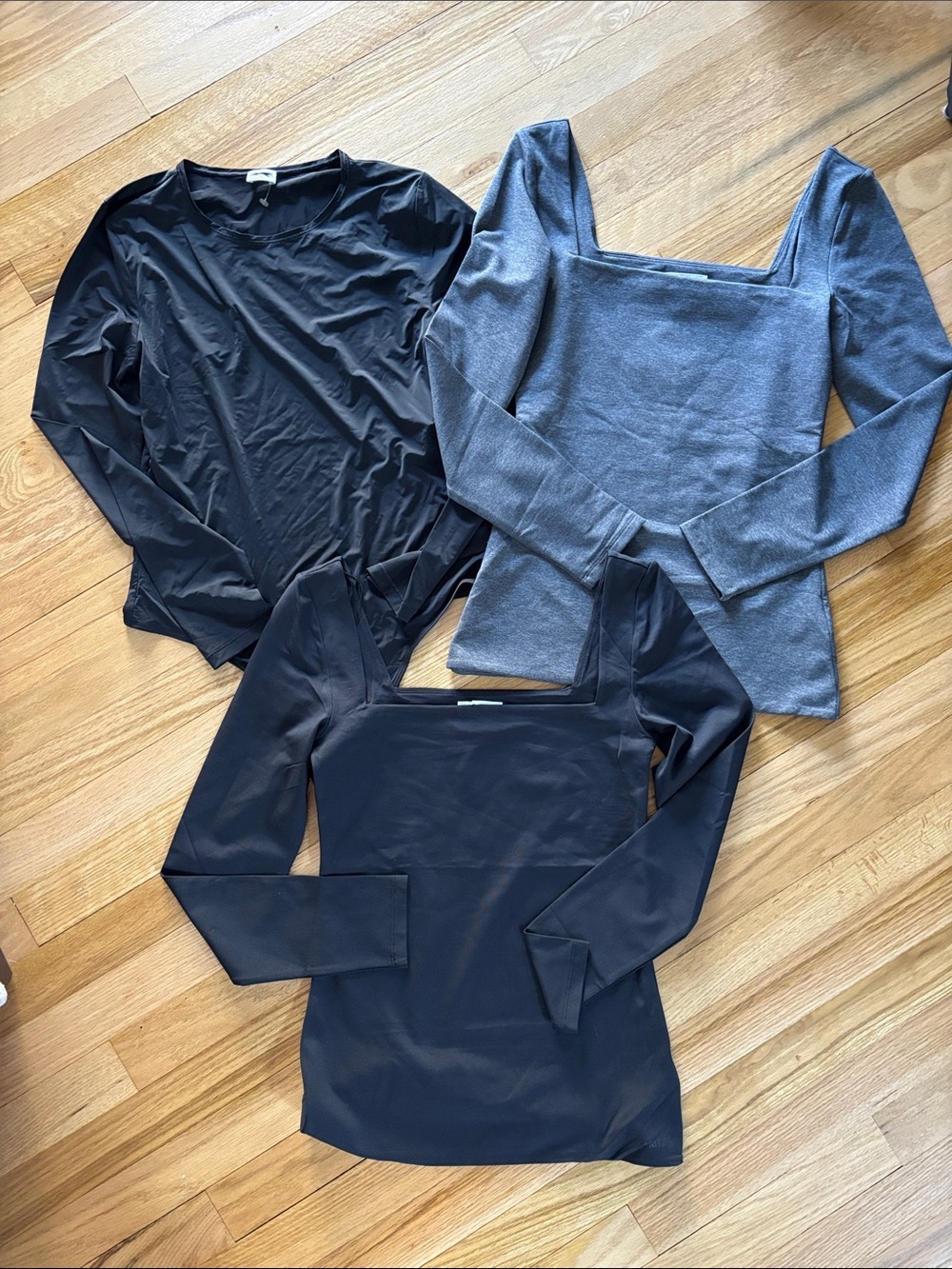 Aritzia NWOT 3 Neutral Long-Sleeve Square Neck Tops & Bodysuit - Black & Gray